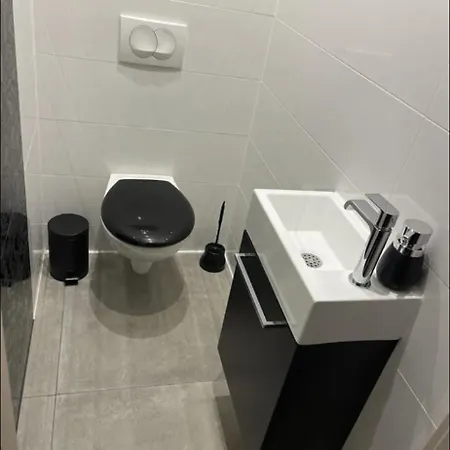 Apartment No Dispo,!!